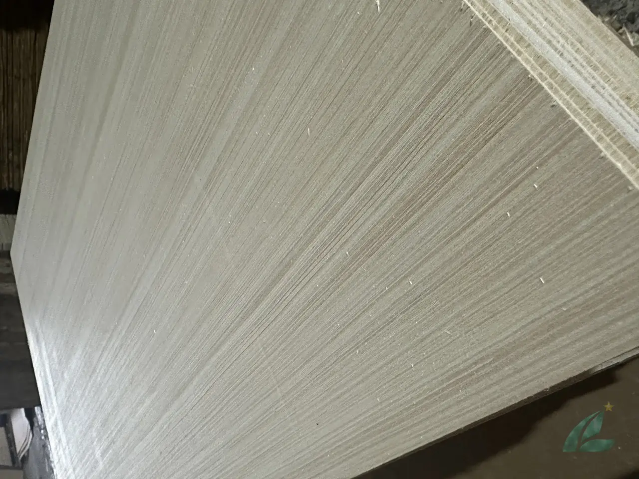 EV plywood surface for furniture manufacturing Vietnam Mika Plywood