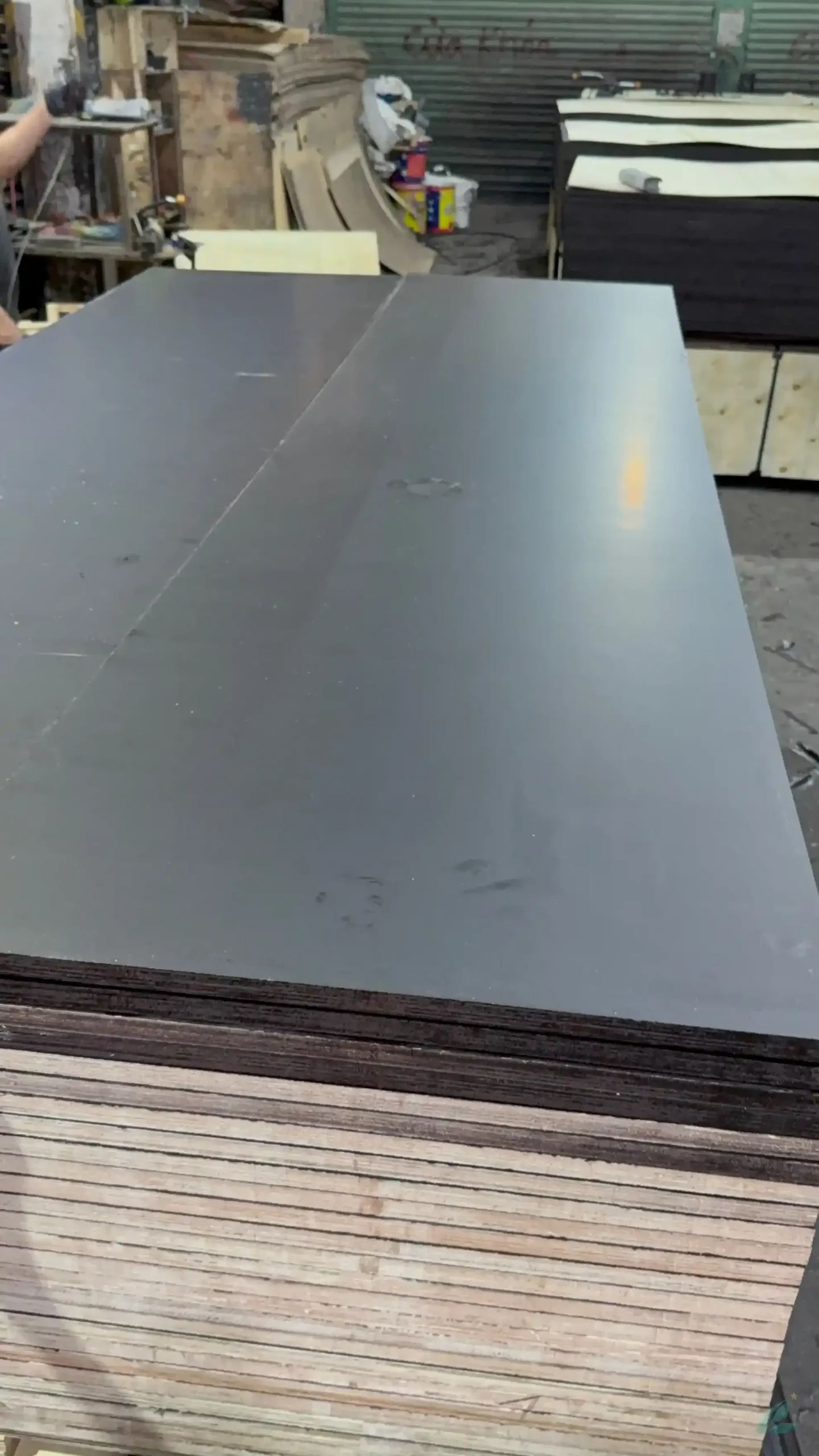 concrete formwork plywood phenolic film surface comparison export grade hcply vietnam
