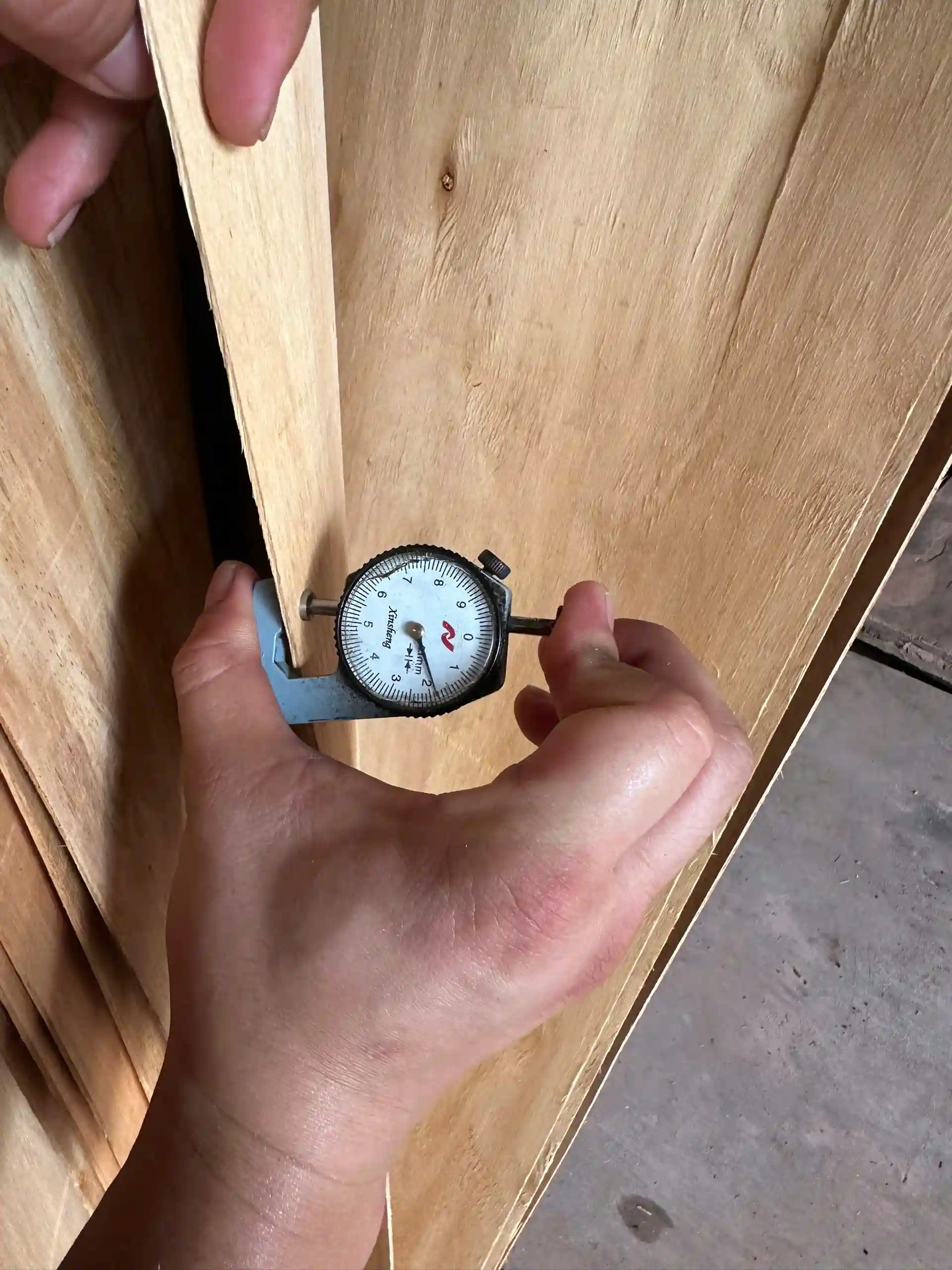 Vietnam plywood core veneer batch inspection — Mika Plywood QC process