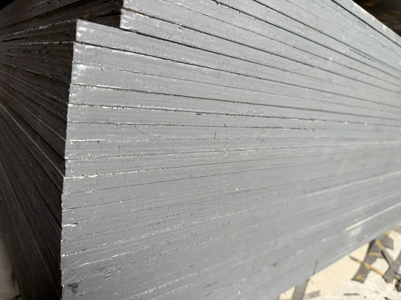 Film-faced plywood edge bonding verification — Mika Plywood Vietnam QC team